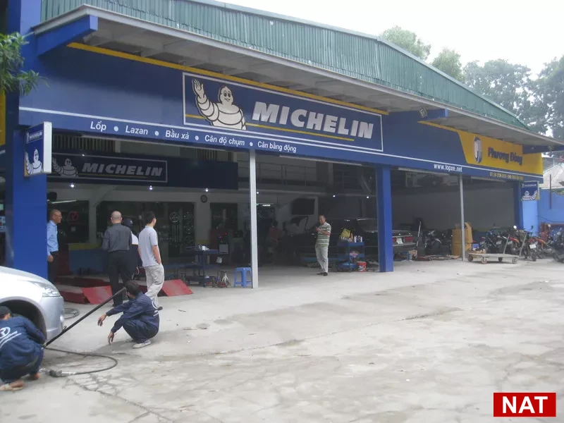 Cửa hàng lốp ô tô Michelin Phương Đông