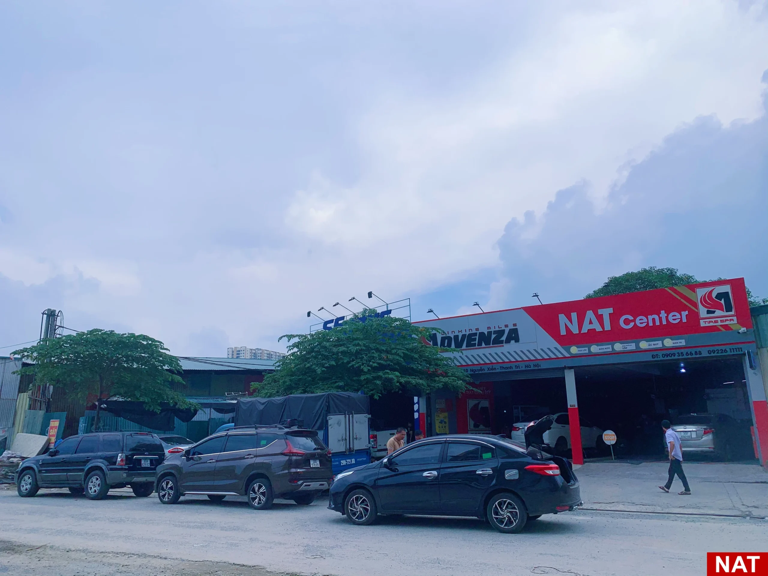 mặt bằng làm lốp ô tô